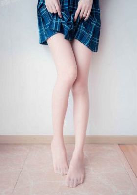 偷玩同学漂亮麻麻张嫣最新集