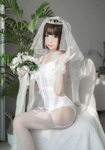 两个小婕子交换