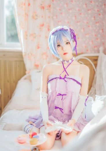 与女老板上司出差bd在线播