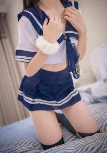 一面亲一面膜下边的免费