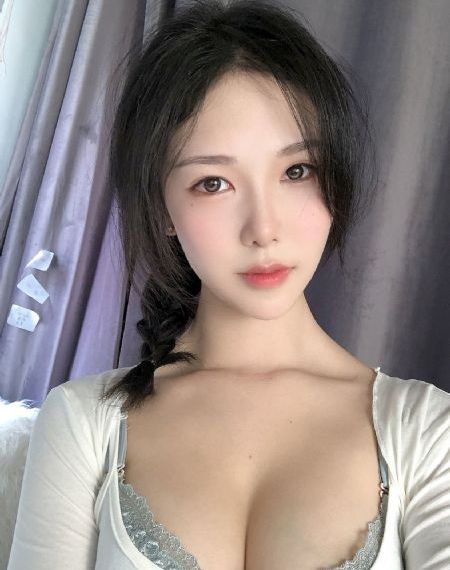 屋塔房王世子