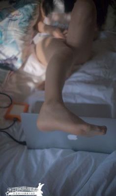 女仆在线观看