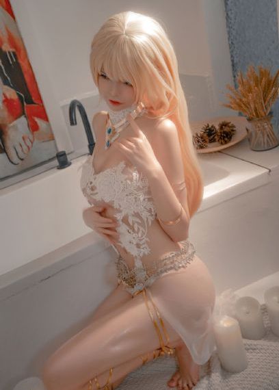 李采潭善良的嫂子