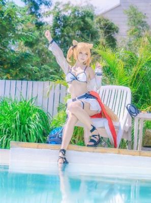 年轻朋友的妻子