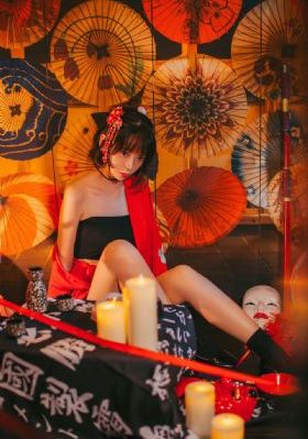 大肚子生蛇蛋憋着生不出来十世