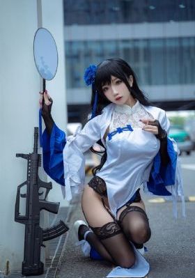 春江英雄