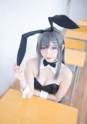玫瑰冠冕短剧免费观看
